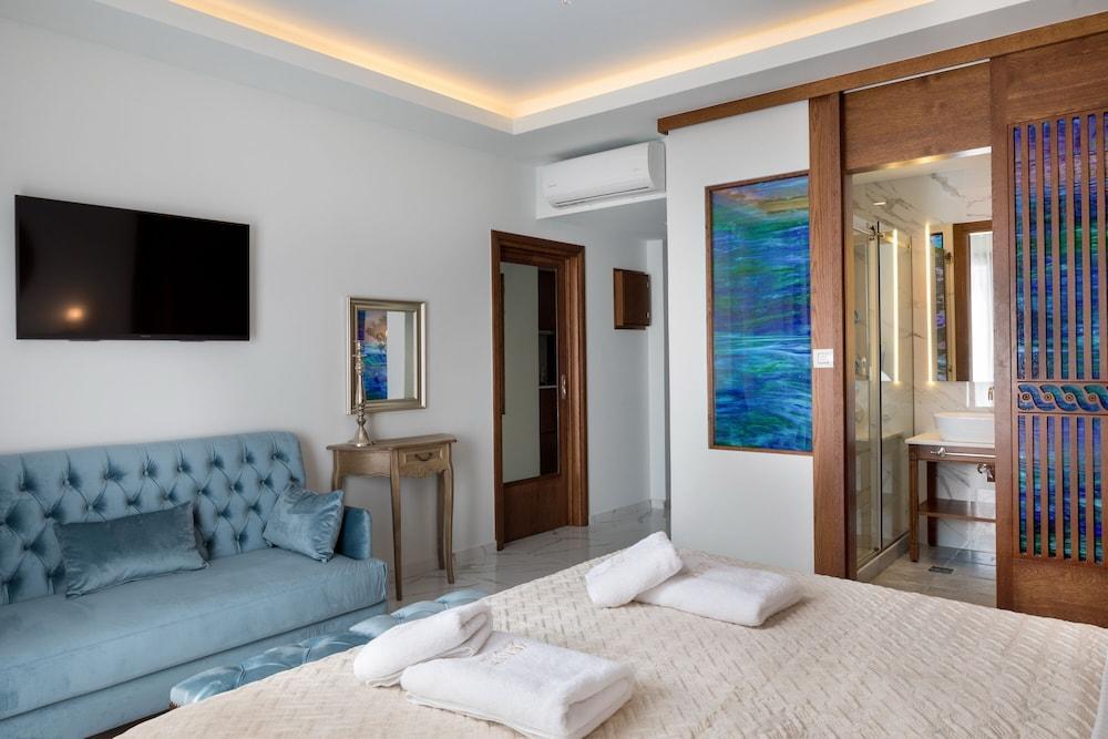 Vener Luxury Suites La Canea Esterno foto
