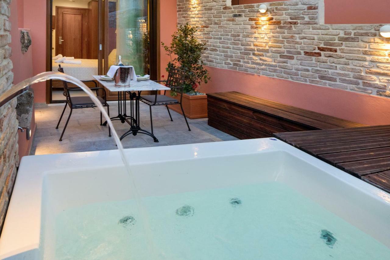 Vener Luxury Suites La Canea Esterno foto