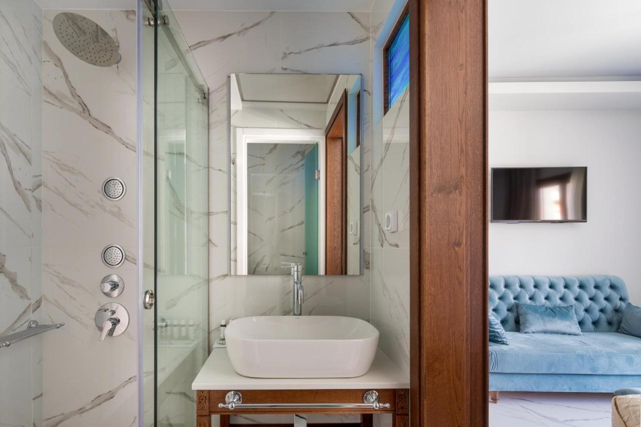 Vener Luxury Suites La Canea Esterno foto